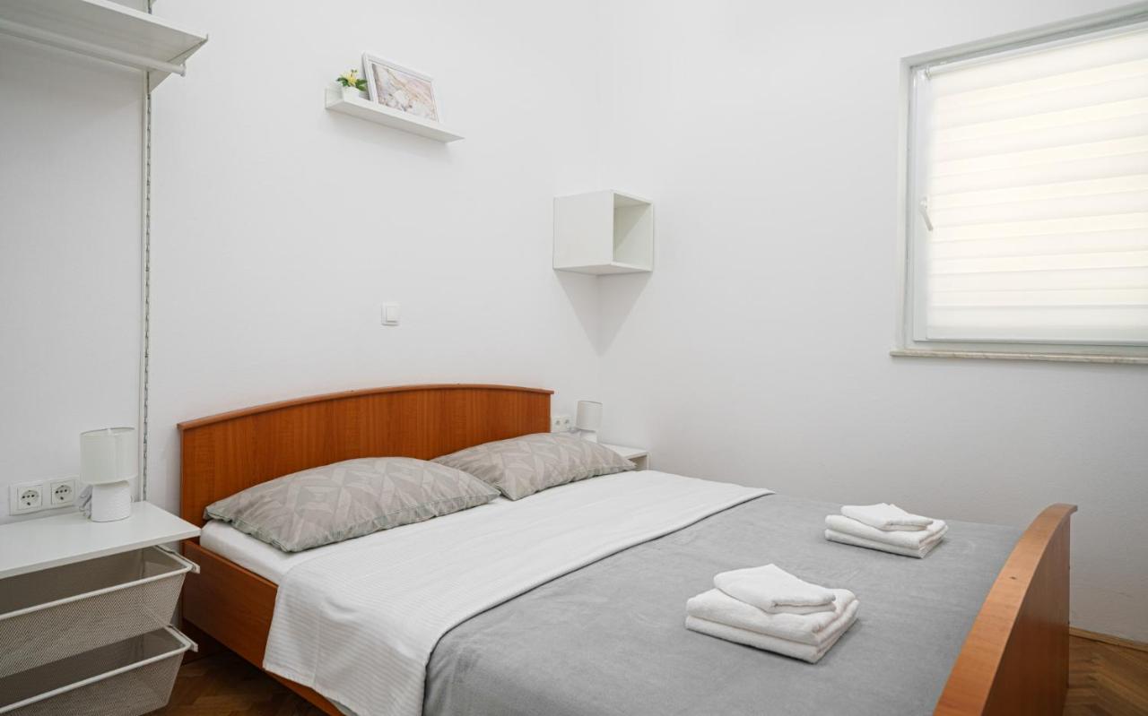 Rusula Appartement *